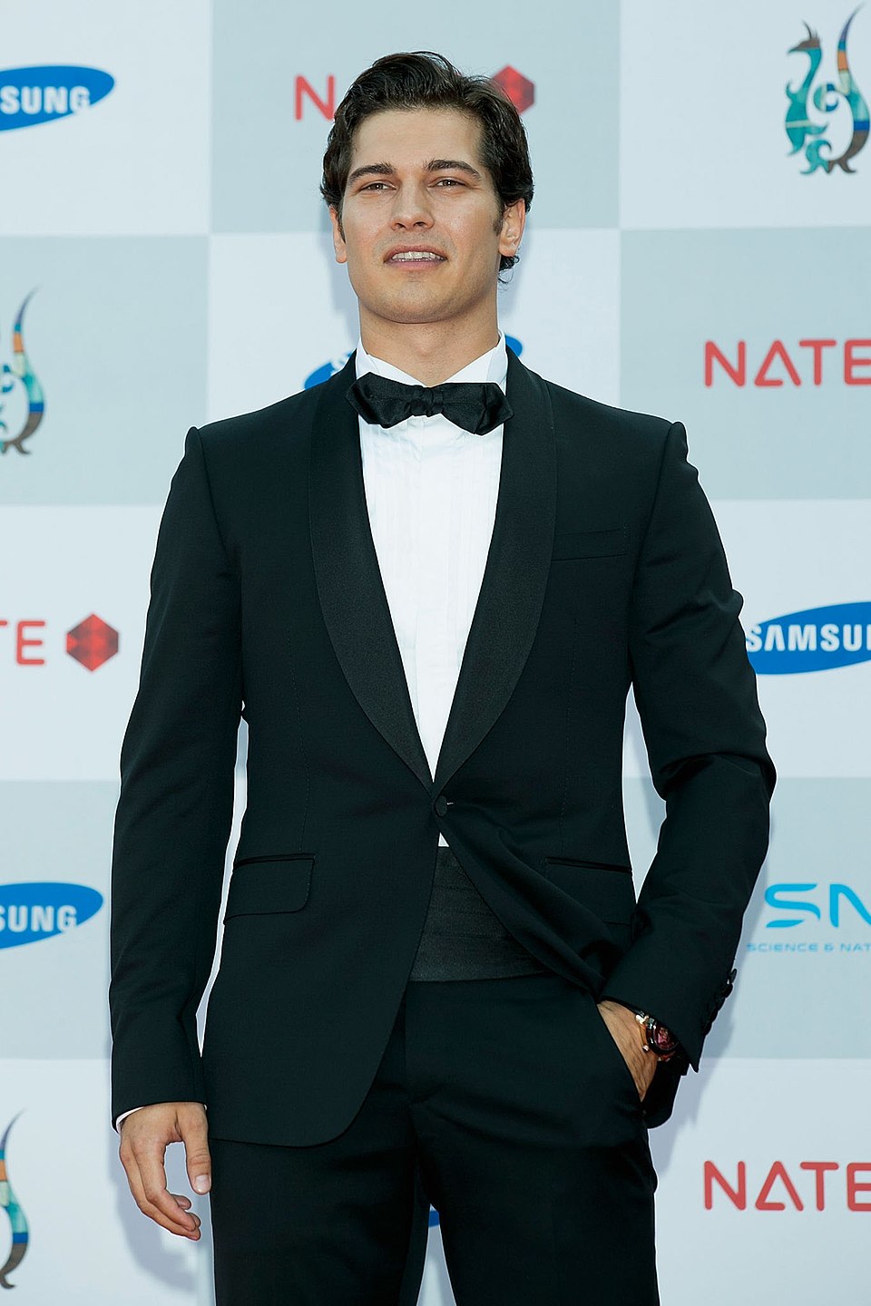 Çağatay Ulusoy fotoğrafı