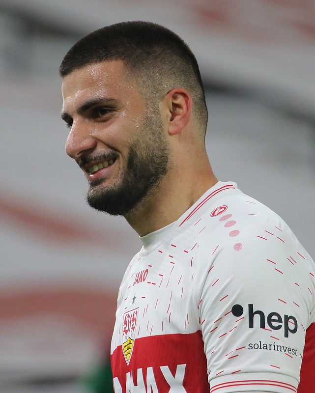 Deniz Undav fotoğrafı