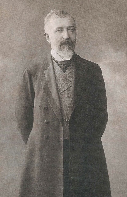 Halid Ziya Uşaklıgil fotoğrafı