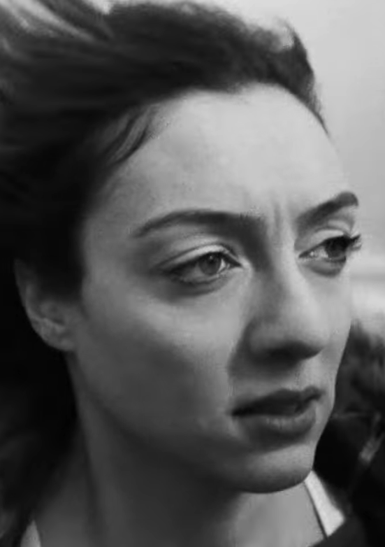 Merve Dizdar fotoğrafı